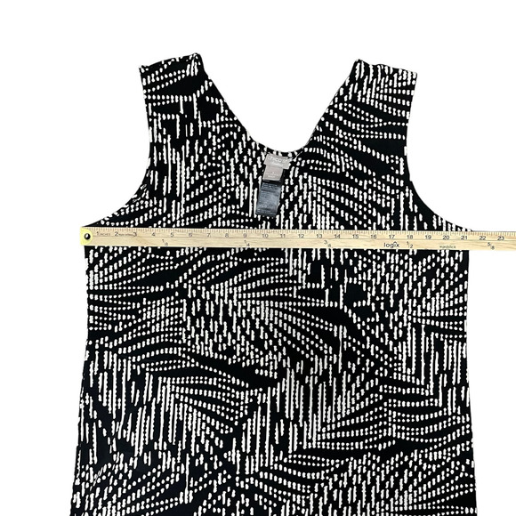 Chico's Travelers 3 Women's Tank Top Shell Blouse Slinky Stretchy Black & White - Picture 9 of 10